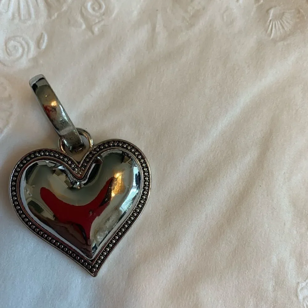 True Heart Attachable’s - Picture 3 of 4